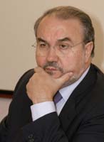 Pedro Solbes, Ministro de Economía